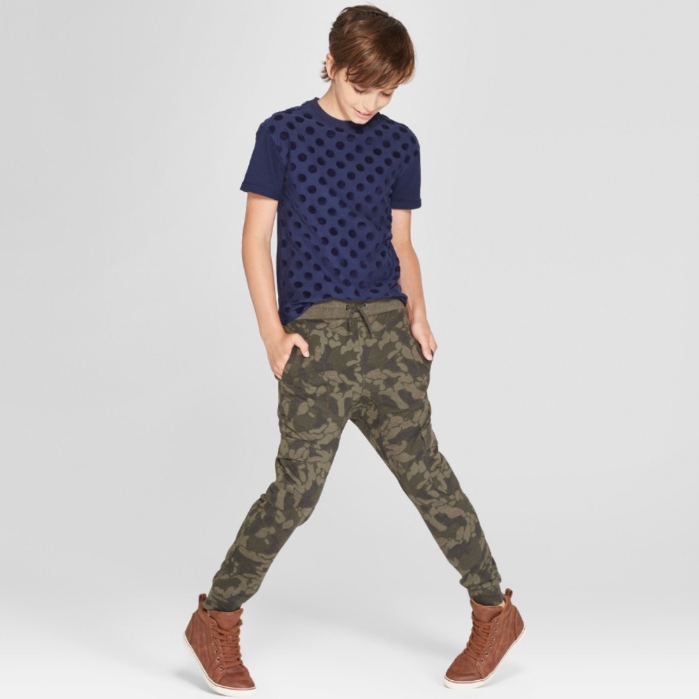 Boy’s Florian mid top sneakers cat&jack tan - Picture 4 of 4